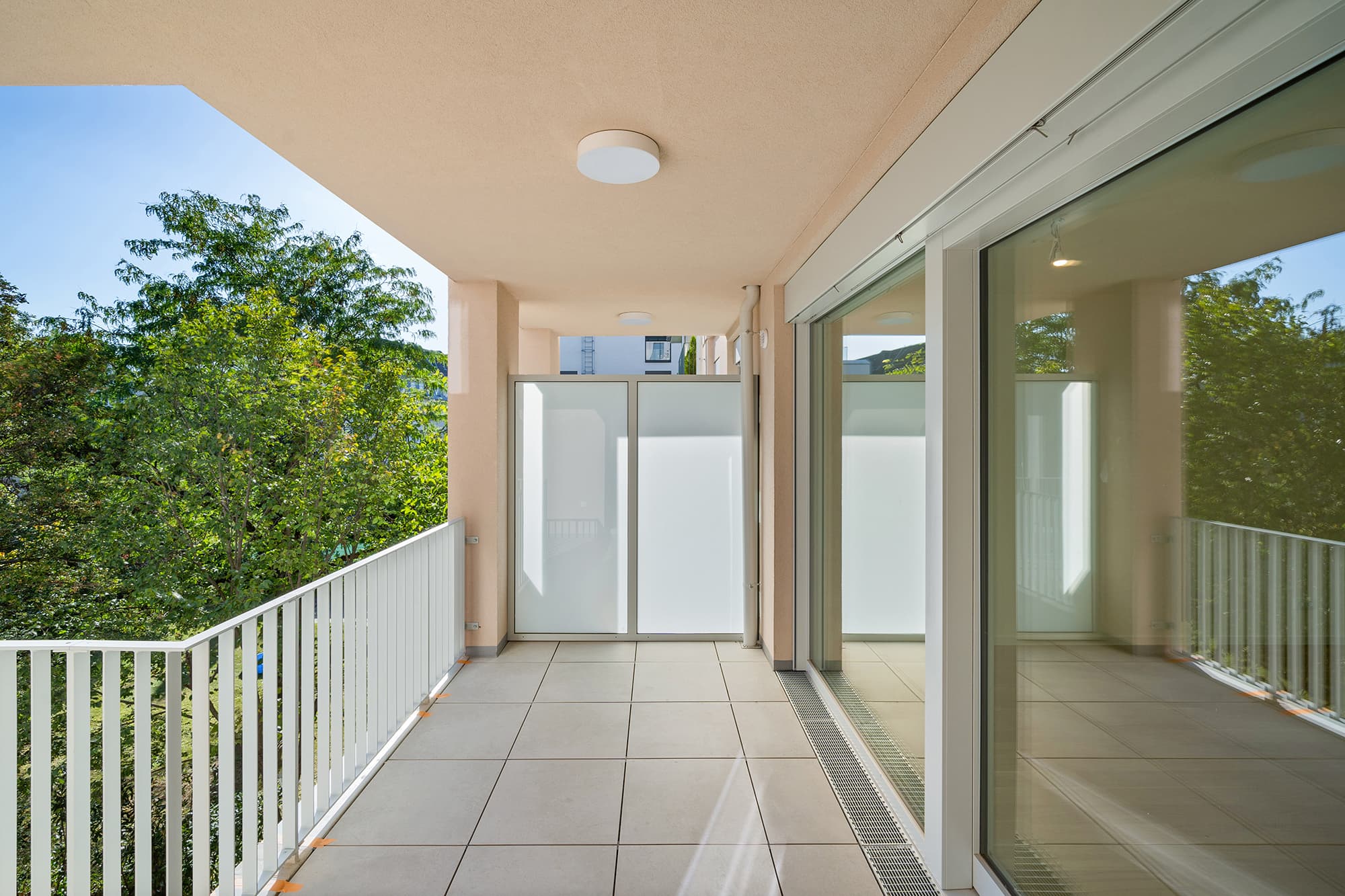 UPPER-HILL-SIDE - ERSTBEZUG - Sonnige 2-Zimmer Wohnung mit Balkon! UPPER-HILL-SIDE - ERSTBEZUG - Sonnige 2-Zimmer Wohnung mit Balkon!