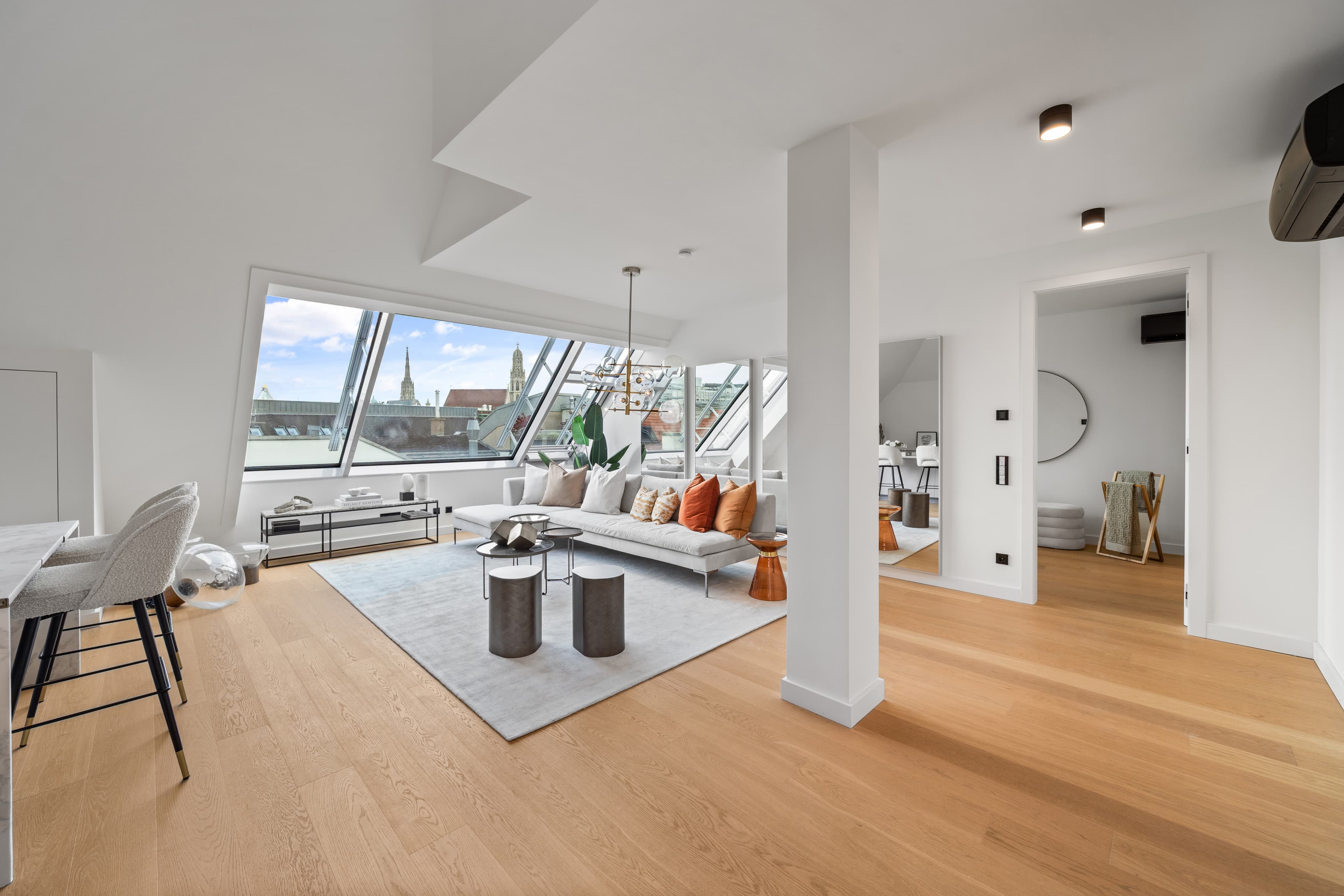 Luxuriöses Penthouse mit Dachterrasse und Blick zum Stephansdom Luxuriöses Penthouse mit Dachterrasse und Blick zum Stephansdom