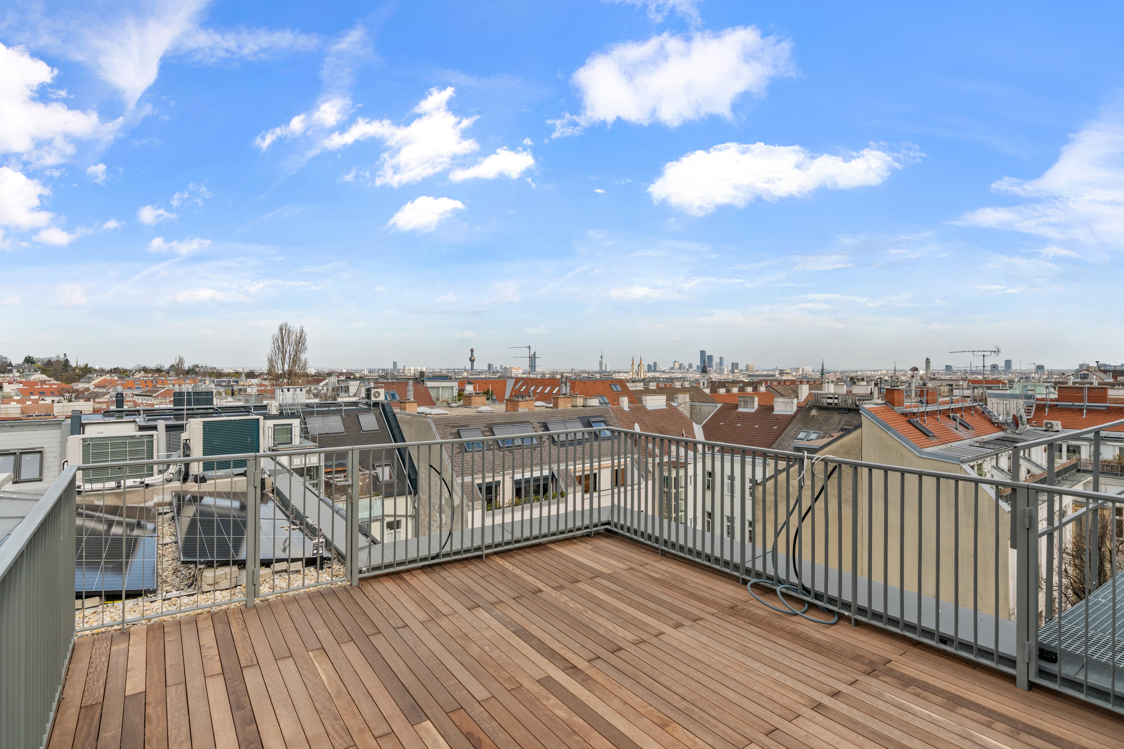 PENTHOUSE mit Weitblick in Währinger Bestlage PENTHOUSE mit Weitblick in Währinger Bestlage