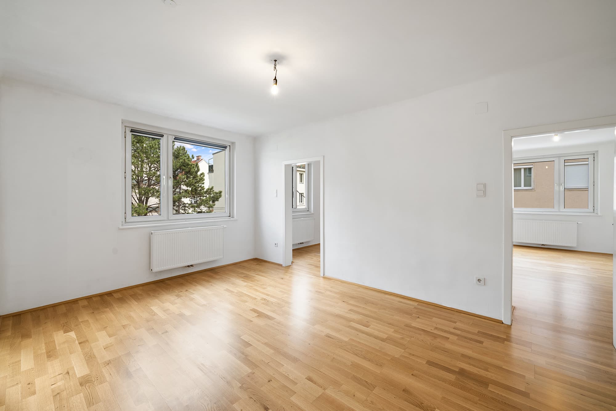 Schöne Familiengartenwohnung Nähe Schloss Hetzendorf! Schöne Familiengartenwohnung Nähe Schloss Hetzendorf!