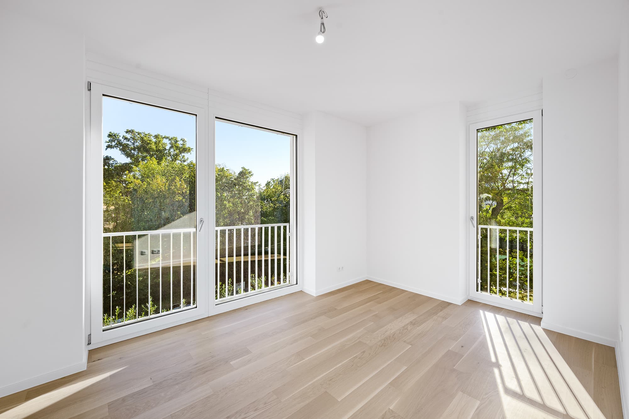 UPPER-HILL-SIDE - ERSTBEZUG - Sonnige 2-Zimmer Wohnung mit Balkon! UPPER-HILL-SIDE - ERSTBEZUG - Sonnige 2-Zimmer Wohnung mit Balkon!