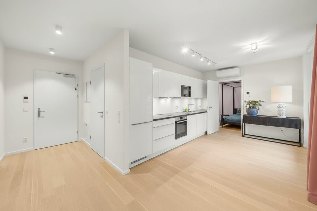 2-Zimmer-Gartenwohnung mit Einbauküche in Toplage! 2-Zimmer-Gartenwohnung mit Einbauküche in Toplage!