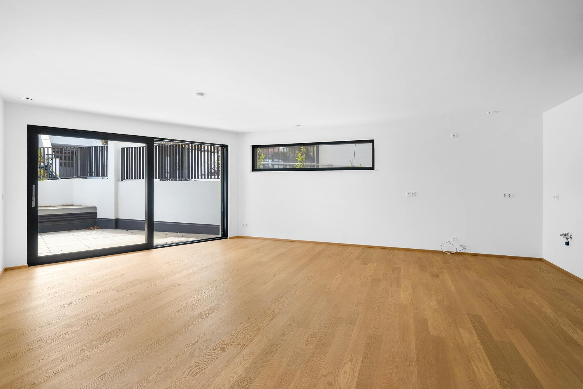 NEW apartment with south-facing terrace in Glanzing