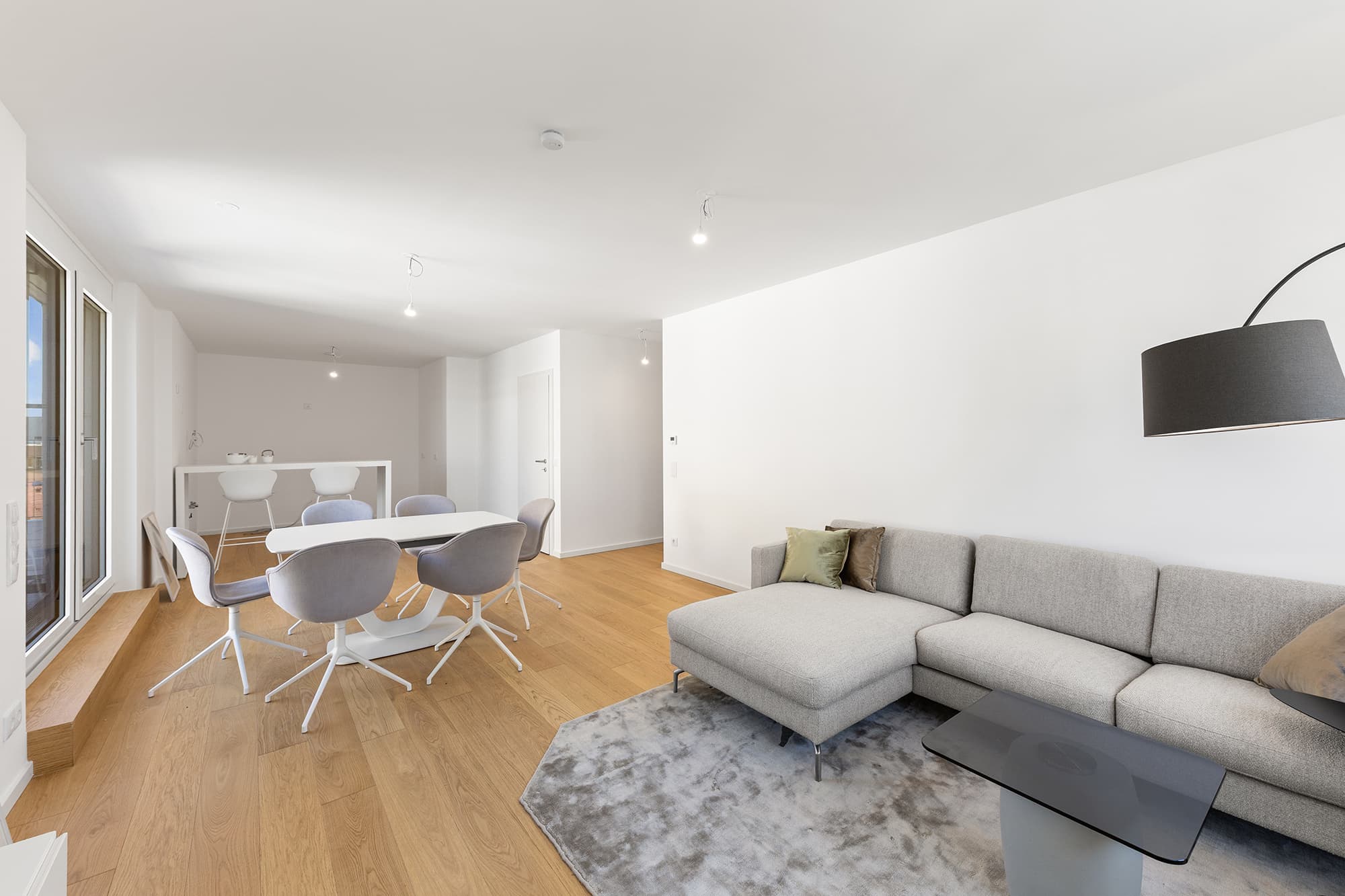 Provisionsfrei! Sonnige 3 - Zimmer Wohnung im Erstbezug mit Terrasse und Loggia Provisionsfrei! Sonnige 3 - Zimmer Wohnung im Erstbezug mit Terrasse und Loggia